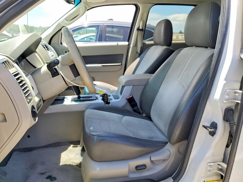Продаж на аукціоні авто 2011 Mercury Mariner, vin: 4M2CN8HG8BKJ02422, номер лоту: 56137326
