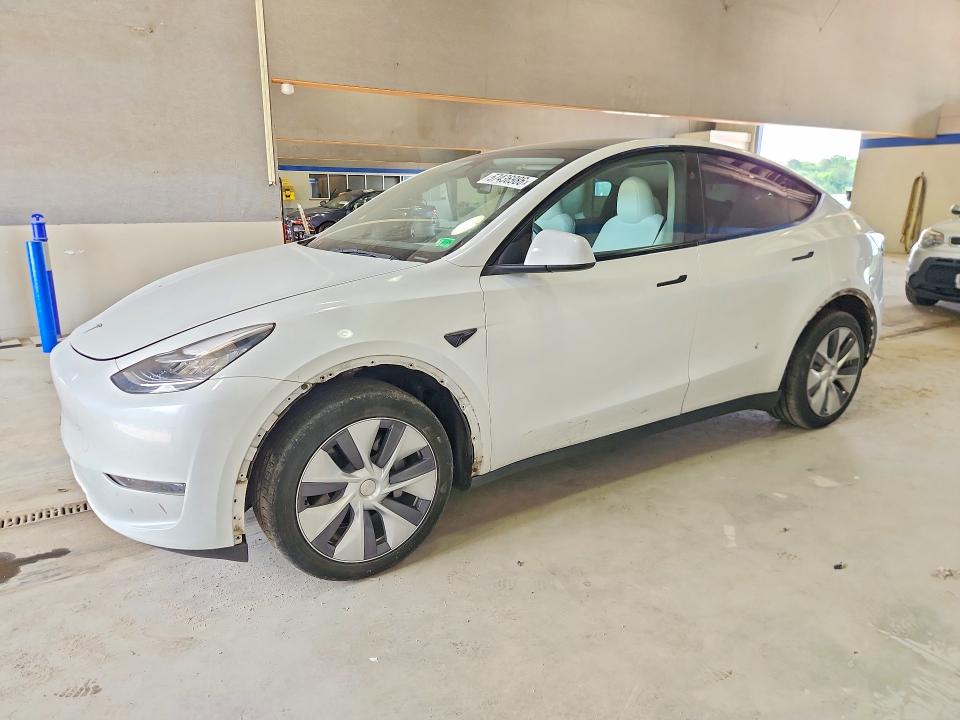 60532046 :رقم المزاد ، 7SAYGDEE6PA141757 vin ، 2023 Tesla Model Y مزاد بيع