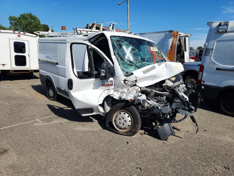 Продажа на аукционе авто 2018 Ram Promaster 1500, vin: 3C6TRVAG1JE153188, номер лота: 53002256