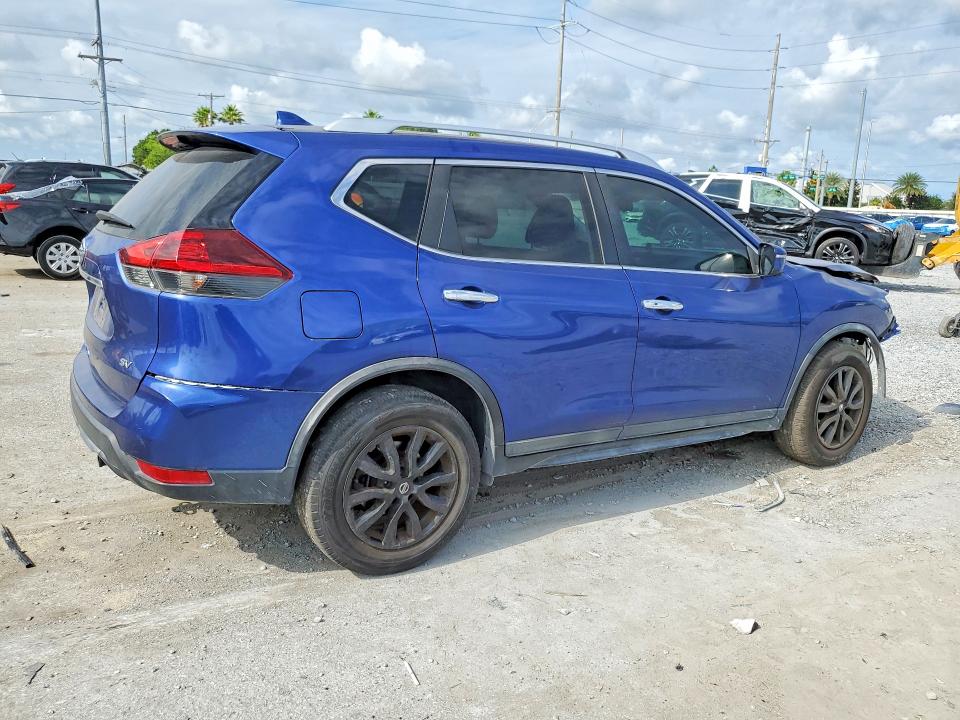 2017 Nissan Rogue მანქანა იყიდება აუქციონზე, vin: KNMAT2MT8HP566888, აუქციონის ნომერი: 56686866