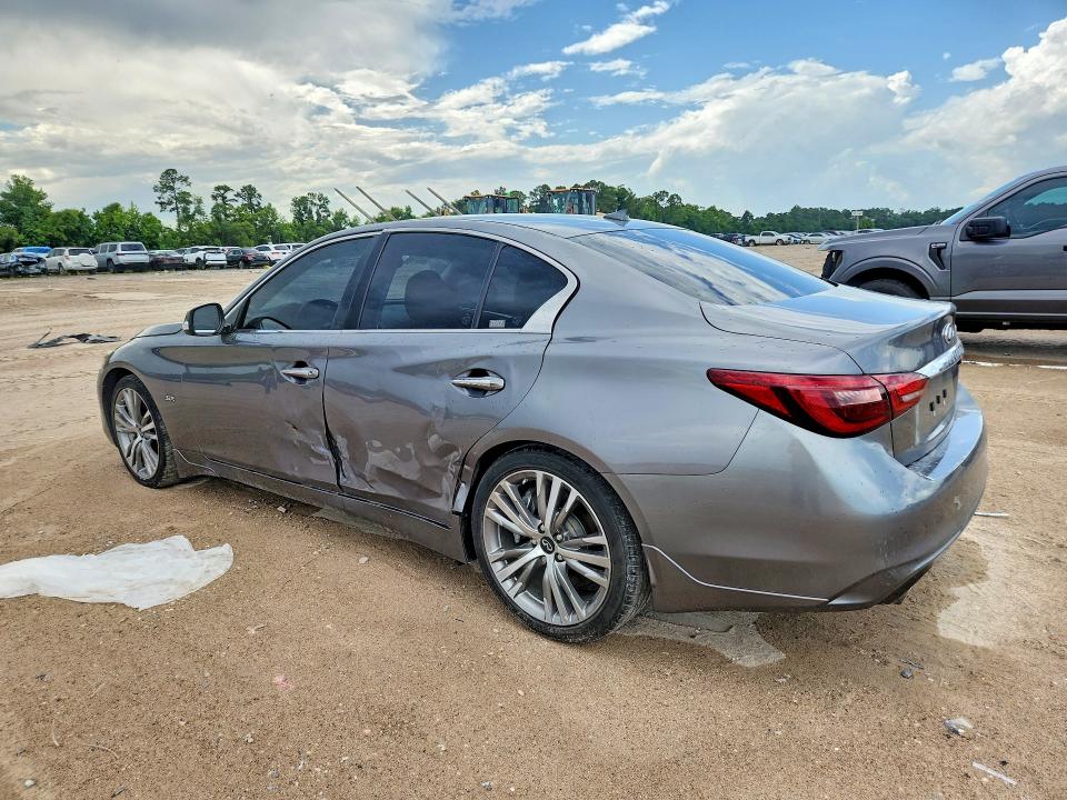 56551106 :رقم المزاد ، JN1EV7AP9JM361252 vin ، 2018 Infiniti Q50 مزاد بيع