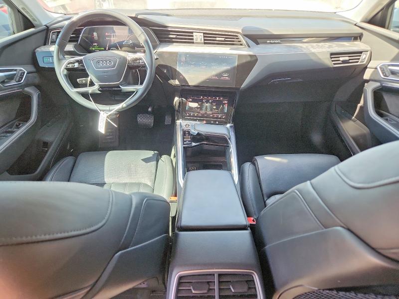 55650966 :رقم المزاد ، WA13ABGE1MB022651 vin ، 2021 Audi E-tron مزاد بيع