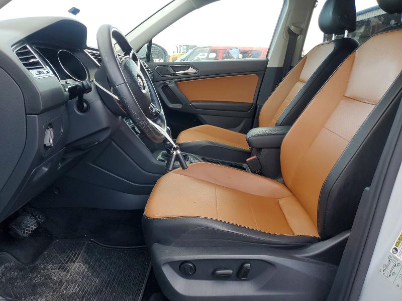 56607306 :رقم المزاد ، 3VV2B7AX3JM220000 vin ، 2018 Volkswagen Tiguan مزاد بيع