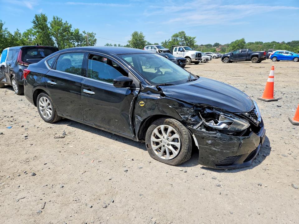 56326566 :رقم المزاد ، 3N1AB7AP0KY364692 vin ، 2019 Nissan Sentra مزاد بيع