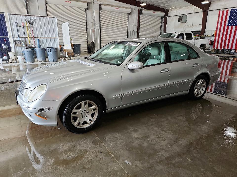2005 Mercedes-benz E მანქანა იყიდება აუქციონზე, vin: WDBUF82J45X174929, აუქციონის ნომერი: 55387826