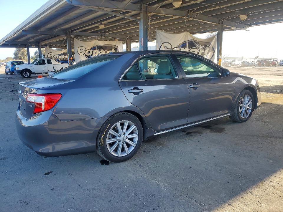 Aukcja sprzedaży 2014 Toyota Camry, vin: 4T4BF1FK2ER402271, numer aukcji: 54879246