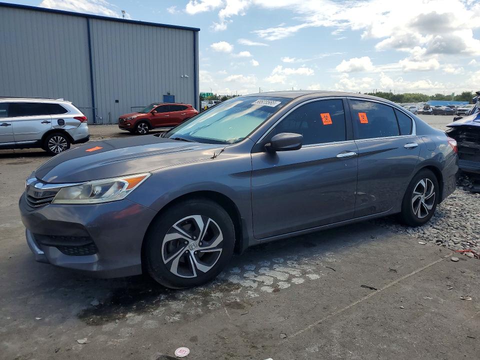 Продажа на аукционе авто 2017 Honda Accord, vin: 1HGCR2F3XHA257030, номер лота: 58523566