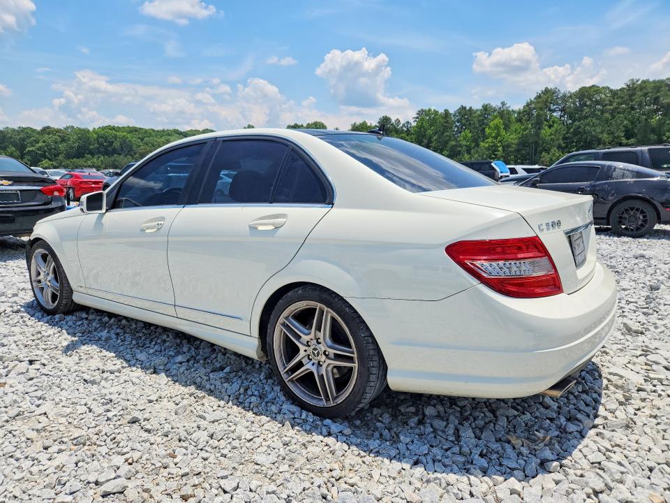 2011 Mercedes-benz C მანქანა იყიდება აუქციონზე, vin: WDDGF5EB3BA509572, აუქციონის ნომერი: 57255836