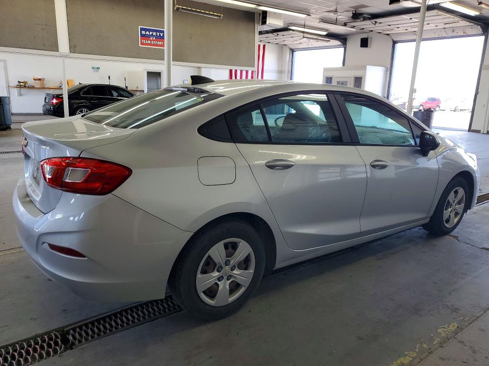 Продаж на аукціоні авто 2017 Chevrolet Cruze, vin: 1G1BC5SM3H7151083, номер лоту: 55777876