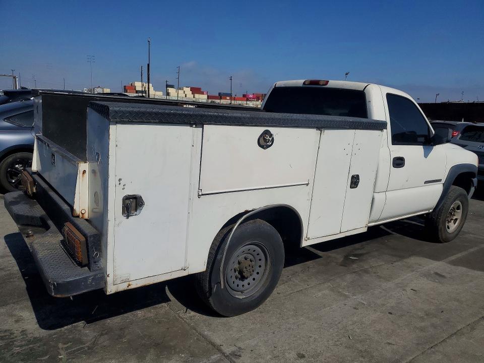 Продажа на аукционе авто 2002 Gmc Sierra, vin: 1GDHC24U12E117350, номер лота: 56126136