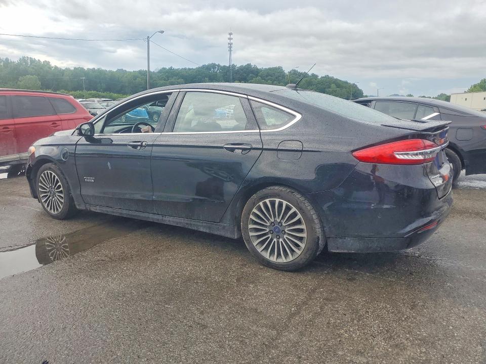 Продажа на аукционе авто 2017 Ford Fusion, vin: 3FA6P0SU3HR151972, номер лота: 57174016