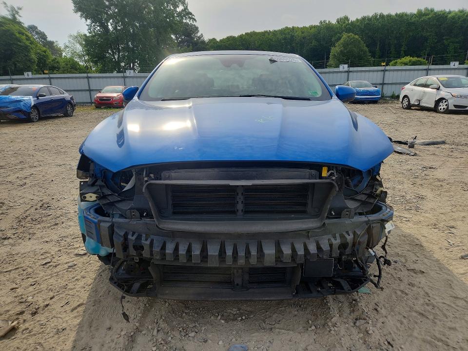 2020 Ford Fusion მანქანა იყიდება აუქციონზე, vin: 3FA6P0LU9LR162935, აუქციონის ნომერი: 55900526