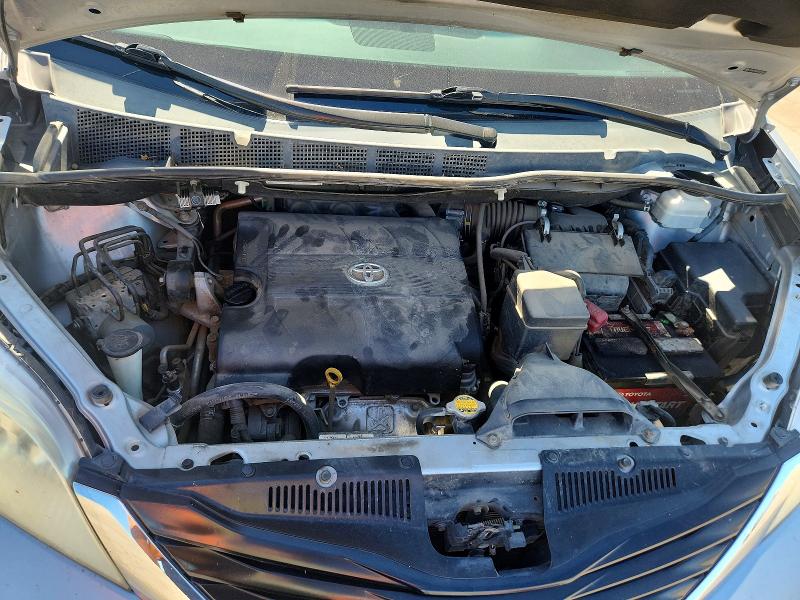 Продажа на аукционе авто 2011 Toyota Sienna, vin: 5TDKK3DC6BS072863, номер лота: 57311736