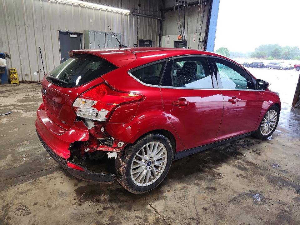 Продажа на аукционе авто 2012 Ford Focus, vin: 1FAHP3M21CL255101, номер лота: 56255236