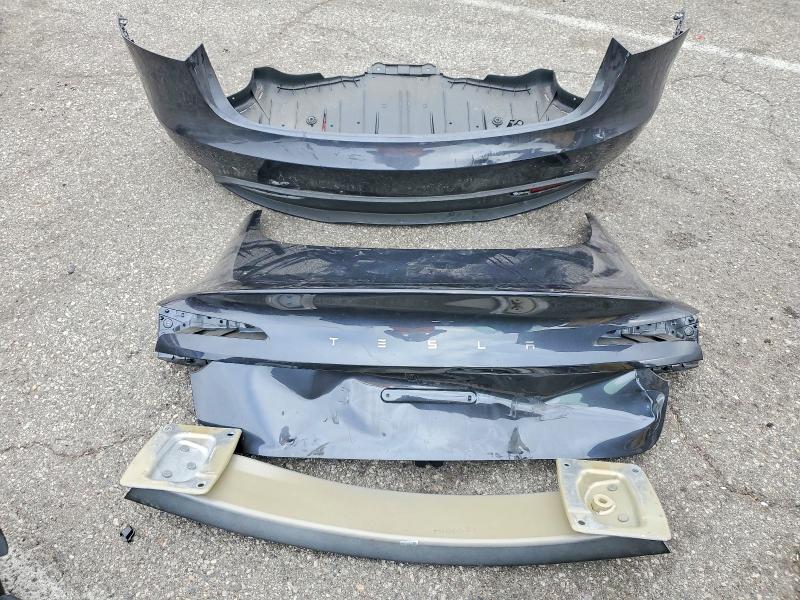 2025 Tesla Model 3 მანქანა იყიდება აუქციონზე, vin: 5YJ3E1EA6SF080057, აუქციონის ნომერი: 57269746