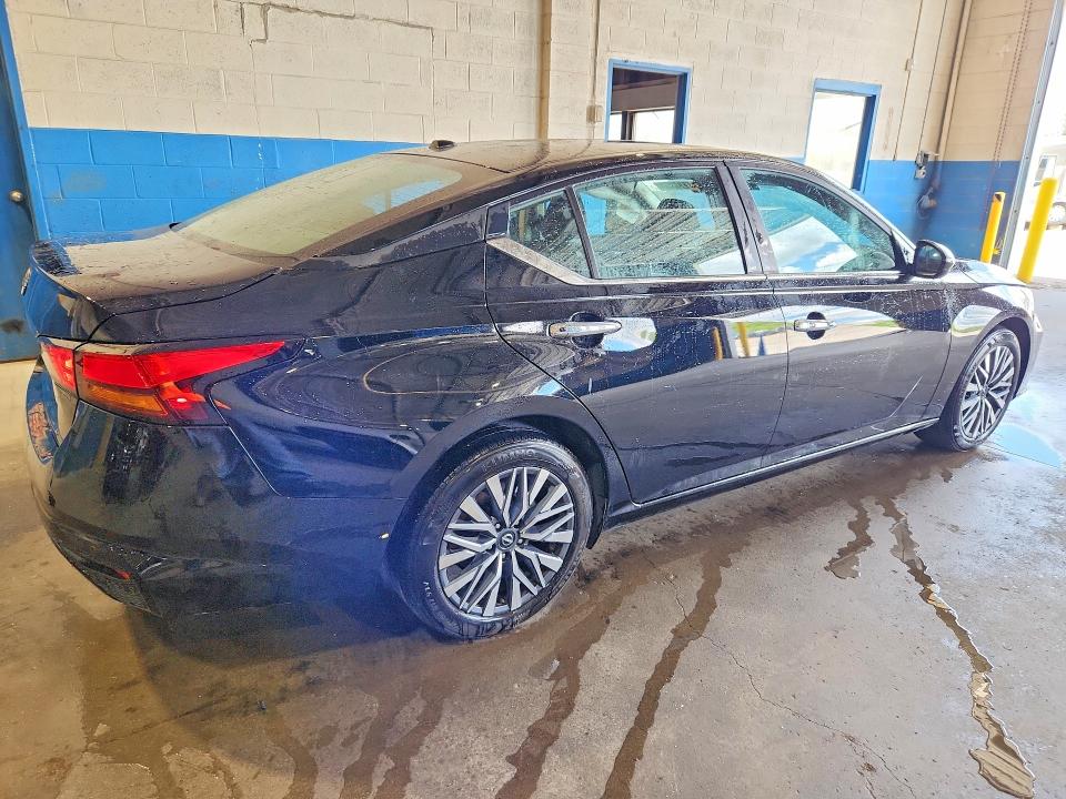 58113696 :رقم المزاد ، 1N4BL4DV0SN398657 vin ، 2025 Nissan Altima مزاد بيع