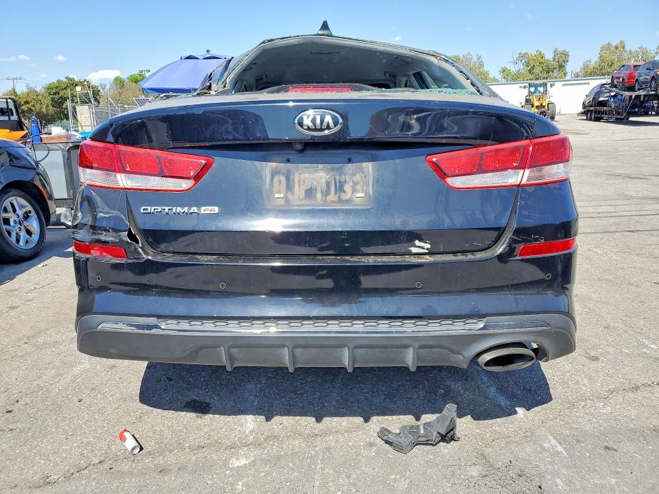 2019 Kia Optima მანქანა იყიდება აუქციონზე, vin: 5XXGT4L36KG338474, აუქციონის ნომერი: 56650426