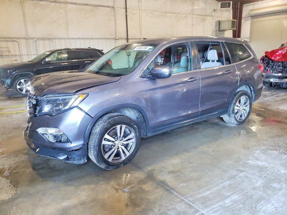 41634756 :رقم المزاد ، 5FNYF6H55JB005489 vin ، 2018 Honda Pilot مزاد بيع