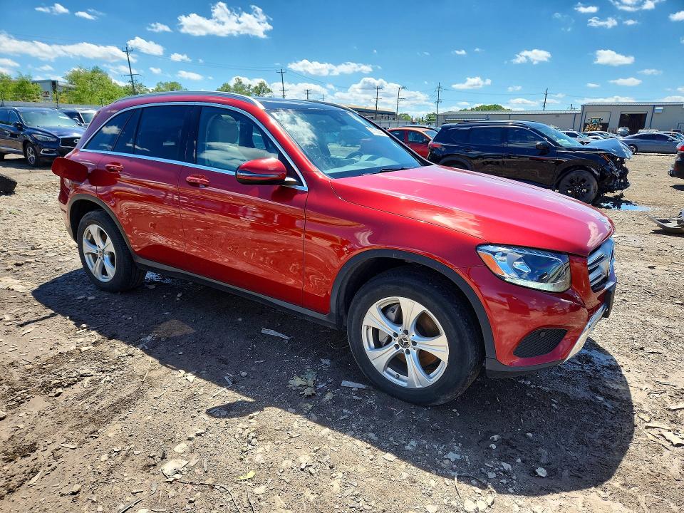 57138266 :رقم المزاد ، WDC0G4JB8HF254660 vin ، 2017 Mercedes-benz Glc مزاد بيع