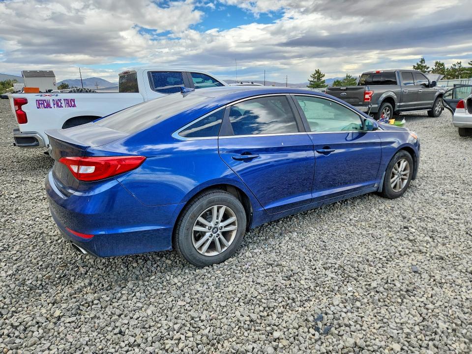 2015 Hyundai Sonata მანქანა იყიდება აუქციონზე, vin: 5NPE24AF8FH188188, აუქციონის ნომერი: 58320316