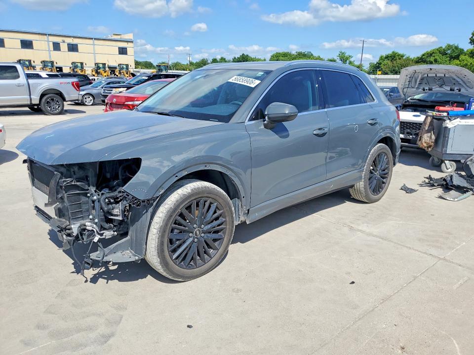 56858906 :رقم المزاد ، WA1BUCF36M1085954 vin ، 2021 Audi Q3 مزاد بيع