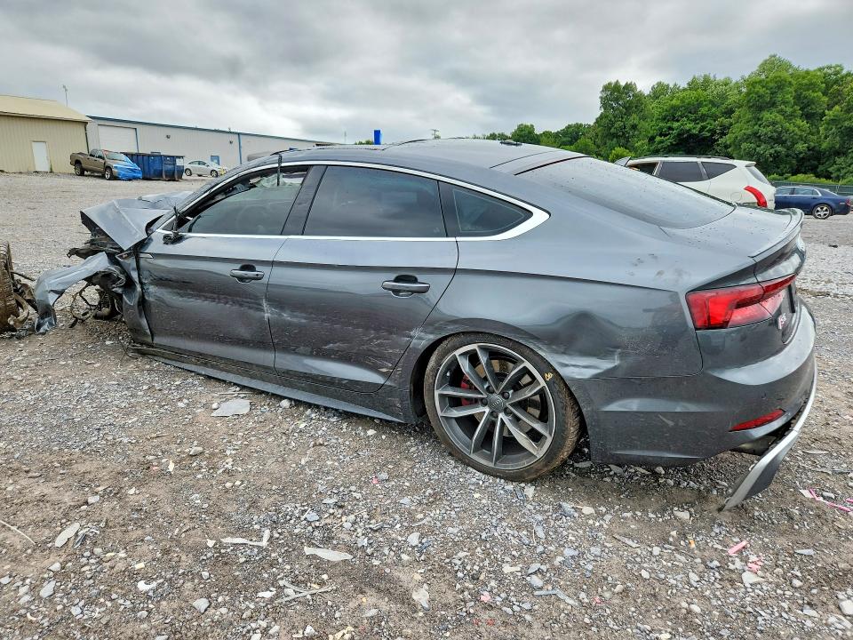 57610176 :رقم المزاد ، WAUC4CF57JA051459 vin ، 2018 Audi S5 مزاد بيع