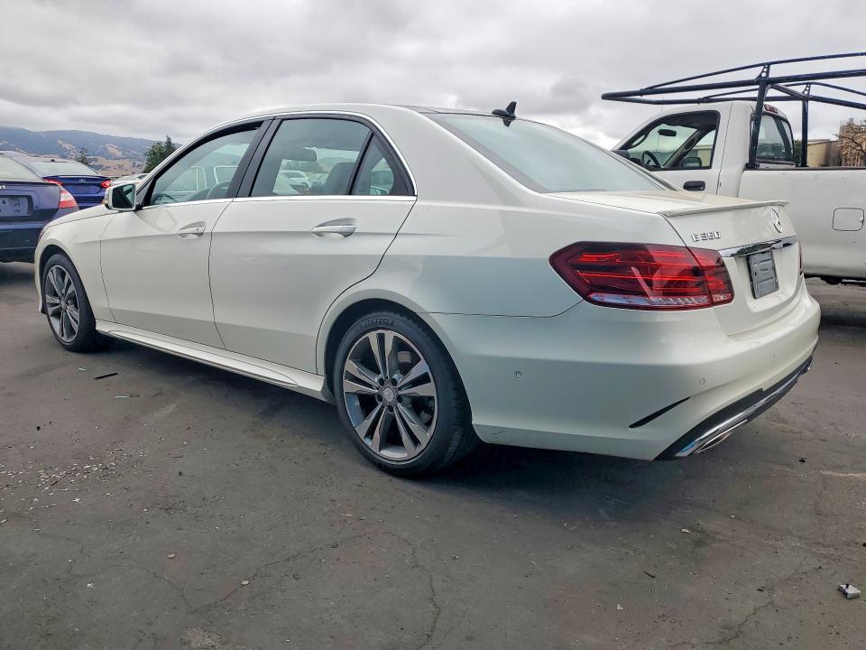 58213946 :رقم المزاد ، WDDHF5KB8EB017725 vin ، 2014 Mercedes-benz E مزاد بيع