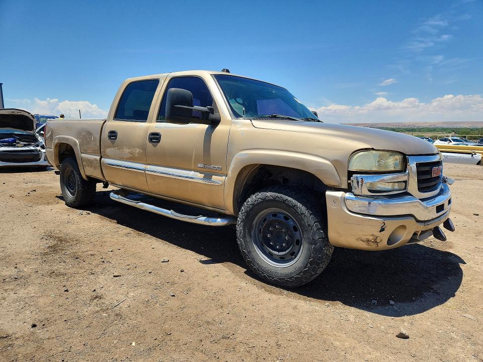 57188846 :رقم المزاد ، 1GTGC23U04F110193 vin ، 2004 Gmc Sierra مزاد بيع