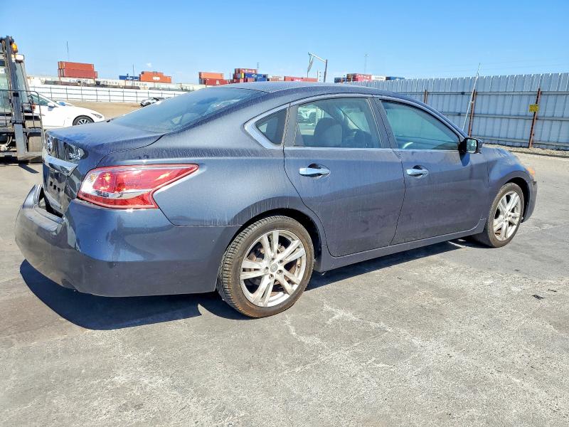2013 Nissan Altima მანქანა იყიდება აუქციონზე, vin: 1N4BL3AP0DN435936, აუქციონის ნომერი: 57385886