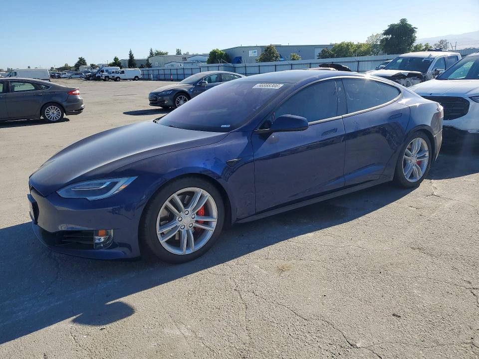 Auction sale of the 2017 Tesla Model S, vin: 5YJSA1E28HF200840, lot number: 56888306