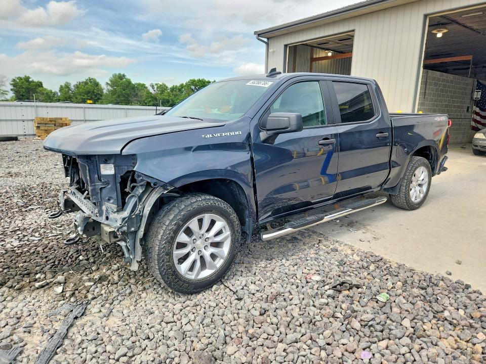 56288786 :رقم المزاد ، 1GCUYBEF2LZ239228 vin ، 2020 Chevrolet Silverado مزاد بيع