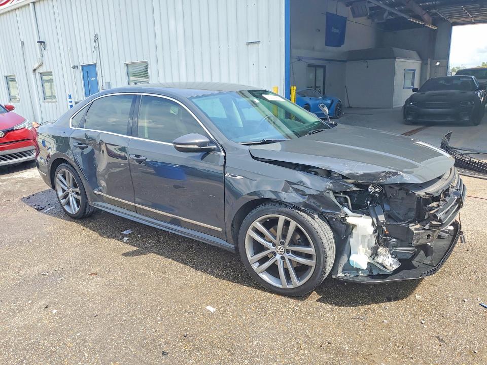 2017 Volkswagen Passat მანქანა იყიდება აუქციონზე, vin: 1VWDT7A30HC050270, აუქციონის ნომერი: 56933986