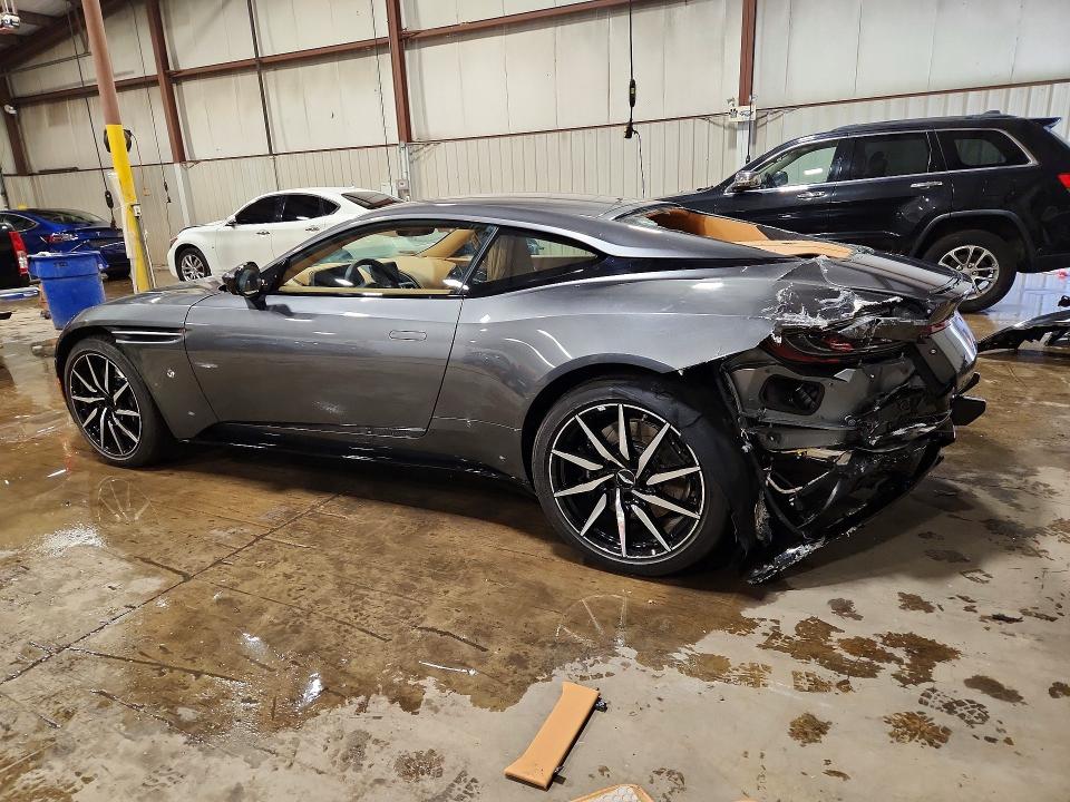 2017 Aston Martin Db11 მანქანა იყიდება აუქციონზე, vin: SCFRMFAV2HGL02578, აუქციონის ნომერი: 57853766