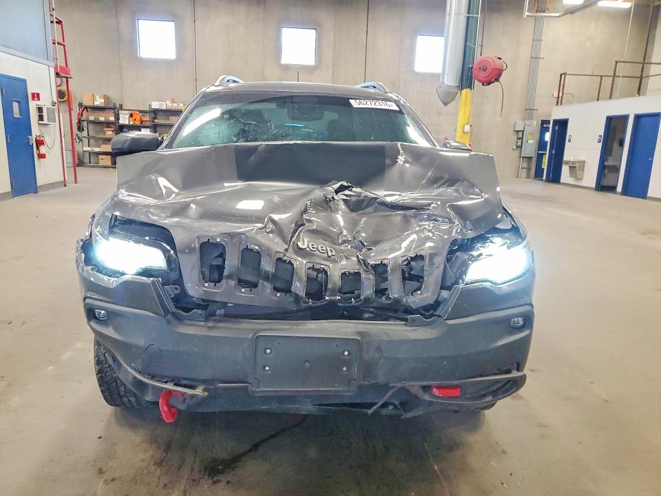 2020 Jeep Cherokee მანქანა იყიდება აუქციონზე, vin: 1C4PJMBX9LD636409, აუქციონის ნომერი: 56272316
