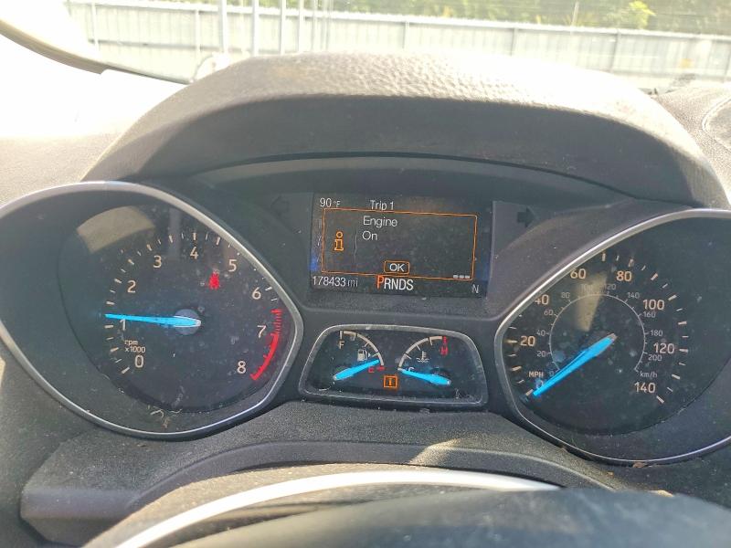 2017 Ford Escape მანქანა იყიდება აუქციონზე, vin: 1FMCU0JD8HUA46596, აუქციონის ნომერი: 56024376