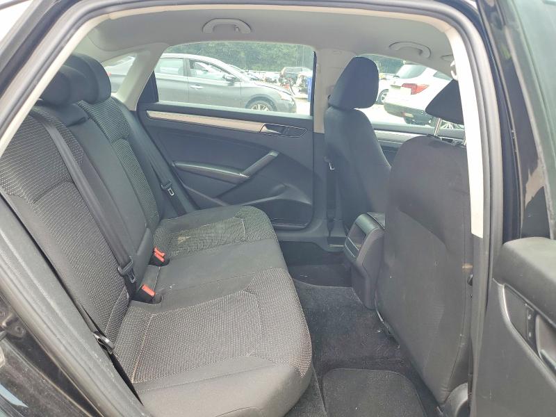 Продаж на аукціоні авто 2017 Volkswagen Passat, vin: 1VWAT7A33HC044076, номер лоту: 57920176