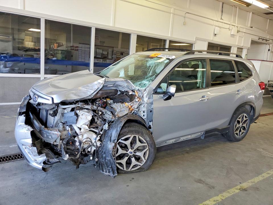 56634366 :رقم المزاد ، JF2SKAJC1MH556442 vin ، 2021 Subaru Forester مزاد بيع