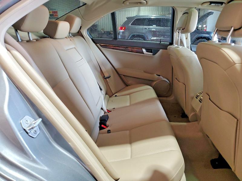 Продаж на аукціоні авто 2012 Mercedes-benz C, vin: WDDGF8BB8CR231793, номер лоту: 58991936