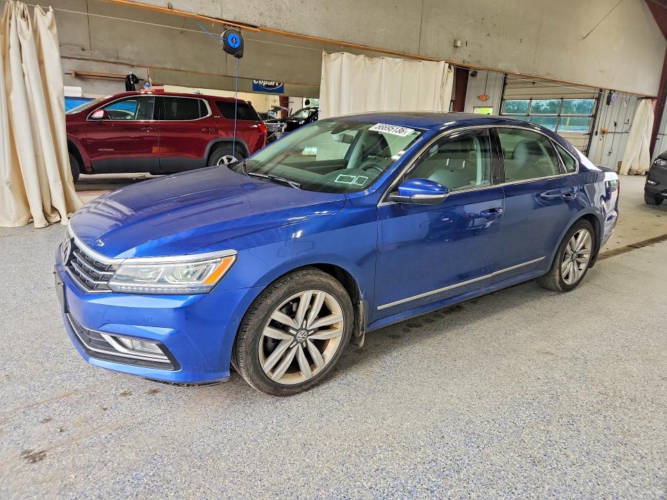 2017 Volkswagen Passat მანქანა იყიდება აუქციონზე, vin: 1VWCM7A33HC068870, აუქციონის ნომერი: 56695136
