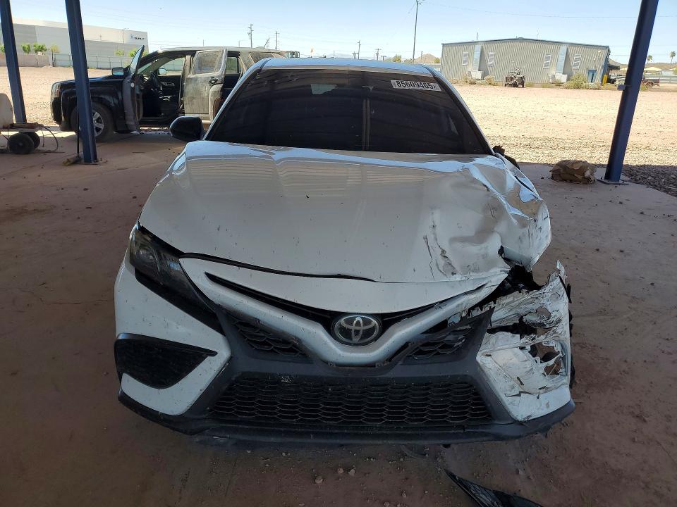 Продажа на аукционе авто 2021 Toyota Camry, vin: 4T1G11AK1MU458562, номер лота: 85609465