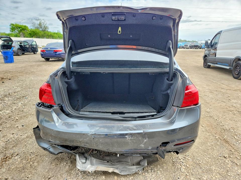 2018 Bmw 330 მანქანა იყიდება აუქციონზე, vin: WBA8B9G53JNU58071, აუქციონის ნომერი: 55850166