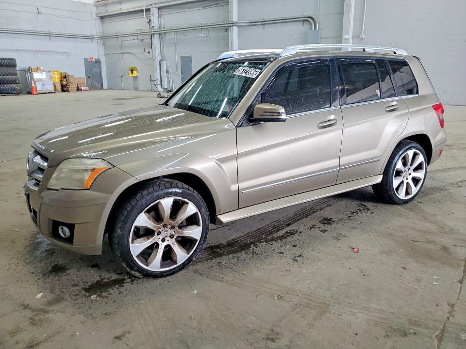 56721996 :رقم المزاد ، WDCGG8HB3AF351685 vin ، 2010 Mercedes-benz Glk مزاد بيع