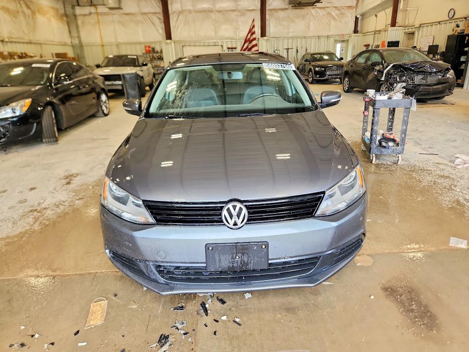 56053766 :رقم المزاد ، 3VWDP7AJ6CM310729 vin ، 2012 Volkswagen Jetta مزاد بيع