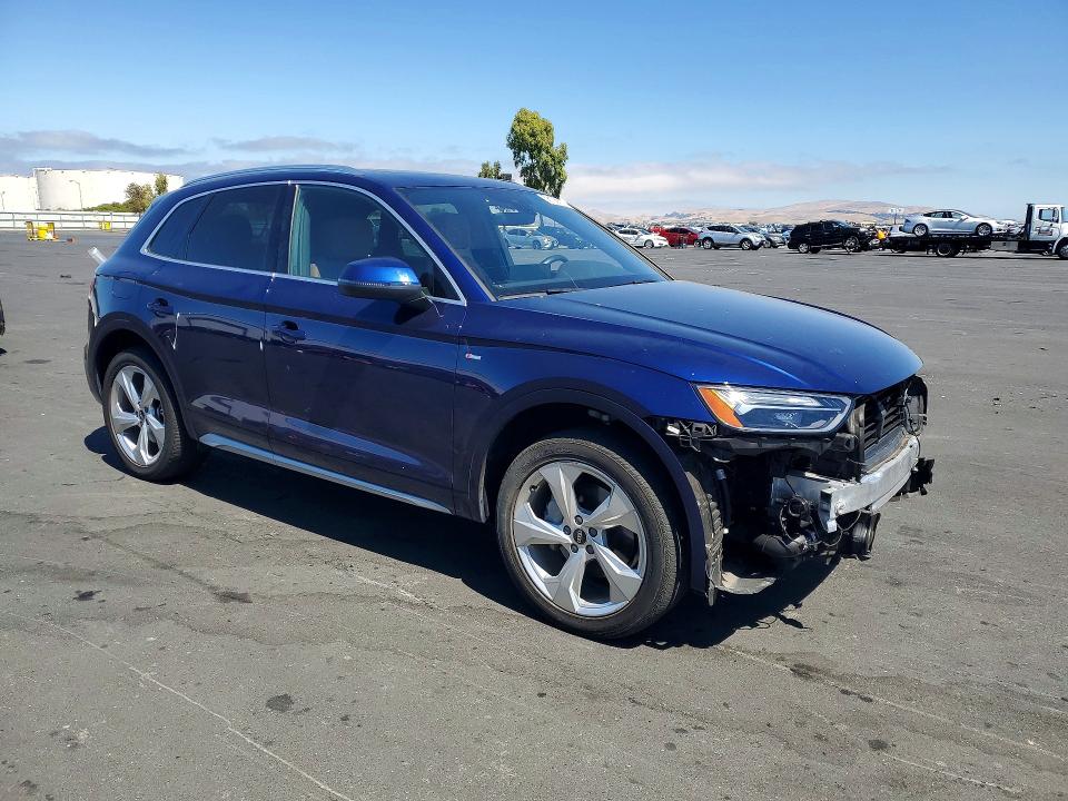 58138896 :رقم المزاد ، WA1EAAFY3P2103928 vin ، 2023 Audi Q5 مزاد بيع