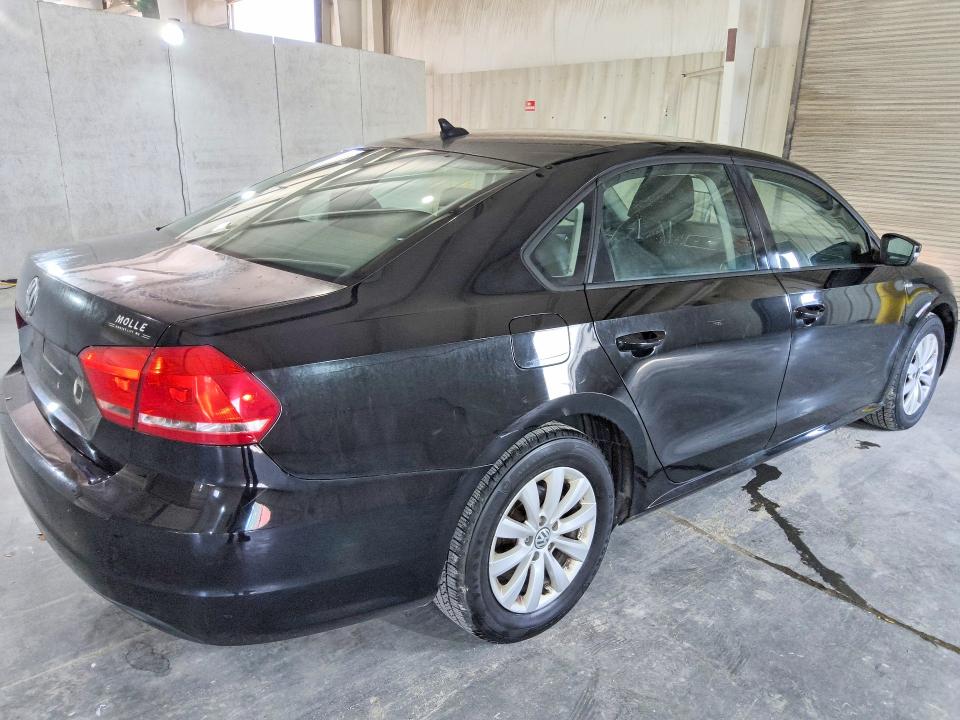 59300566 :رقم المزاد ، 1VWAH7A31EC018900 vin ، 2014 Volkswagen Passat مزاد بيع