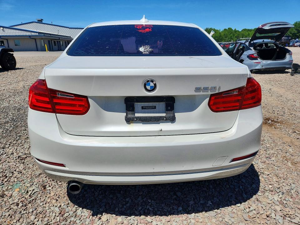 2015 Bmw 320 მანქანა იყიდება აუქციონზე, vin: WBA3B1C50FP831533, აუქციონის ნომერი: 56481696