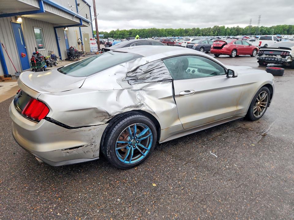 58302006 :رقم المزاد ، 1FA6P8TH1H5225571 vin ، 2017 Ford Mustang مزاد بيع