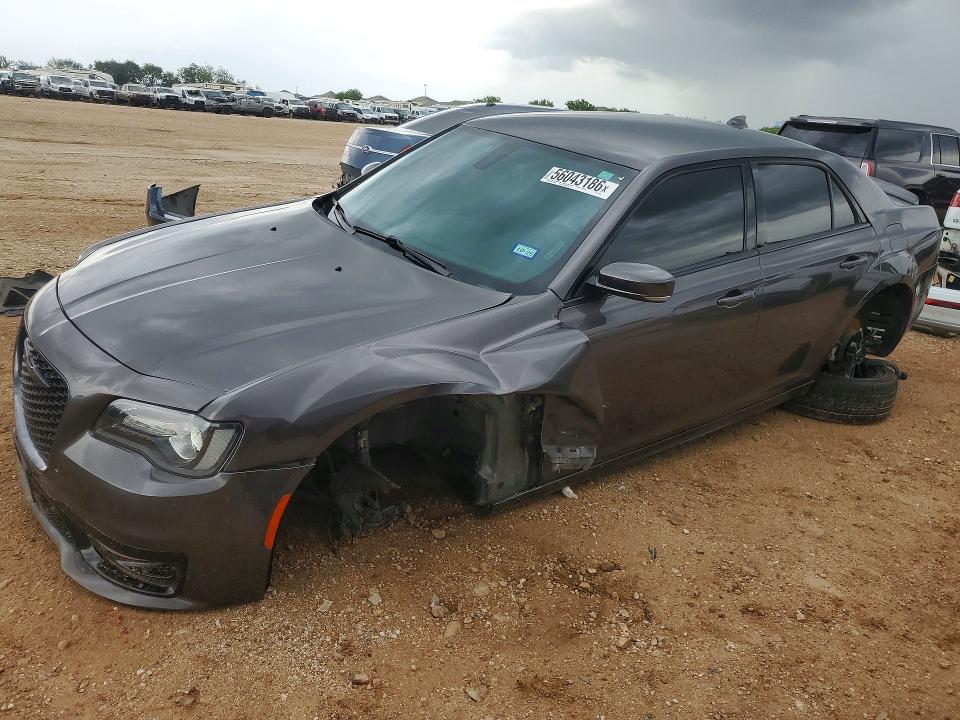 Auction sale of the 2021 Chrysler 300, vin: 2C3CCABT7MH673522, lot number: 56043186