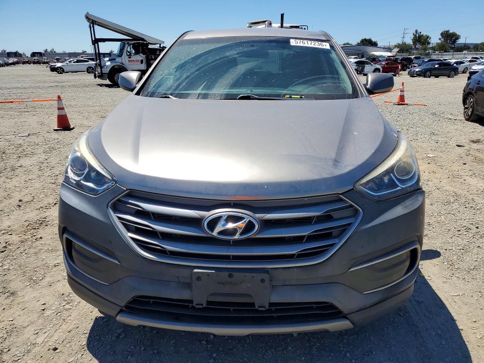 2018 Hyundai Santa Fe Sport მანქანა იყიდება აუქციონზე, vin: 5NMZT3LB2JH071943, აუქციონის ნომერი: 57617236