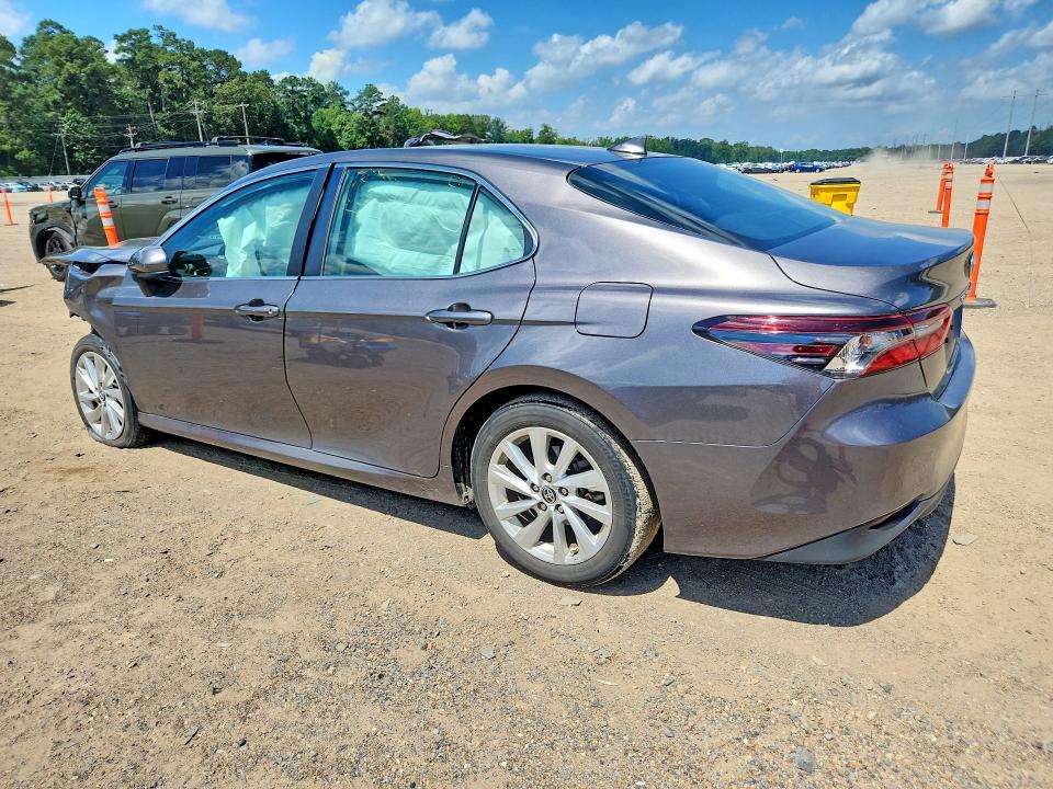 56859236 :رقم المزاد ، 4T1C11AK2RU868695 vin ، 2024 Toyota Camry مزاد بيع